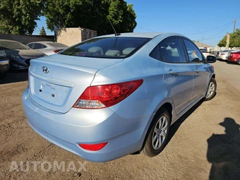 2013 Hyundai Accent GLS Sedan – miniatura 52