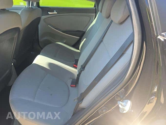 2013 Hyundai Accent GLS Sedan – miniatura 13
