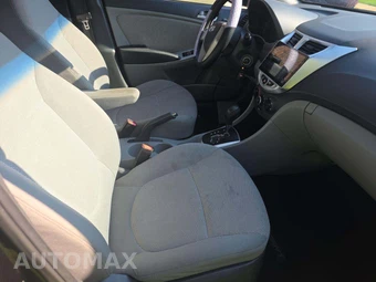 2013 Hyundai Accent GLS Sedan – miniatura 18