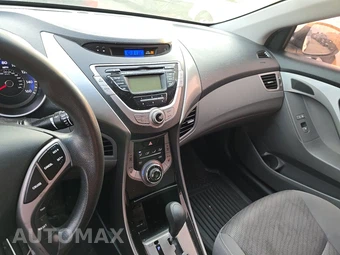 2013 Hyundai Elantra Coupe GS - miniatura 11