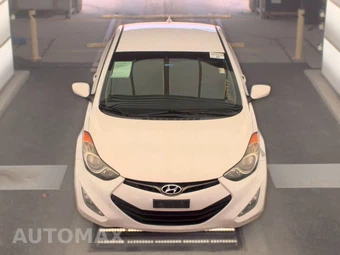 2013 Hyundai Elantra Coupe GS - miniatura 2