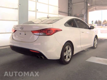 2013 Hyundai Elantra Coupe GS - miniatura 4