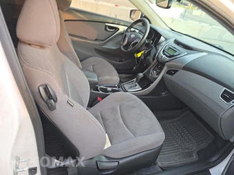 2013 Hyundai Elantra Coupe GS - miniatura 8