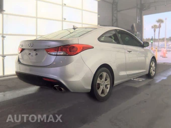 2013 Hyundai Elantra Coupe GS - miniatura 4