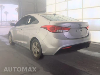 2013 Hyundai Elantra Coupe GS - miniatura 6