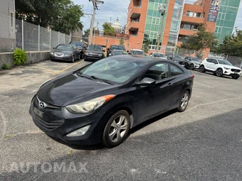 2013 Hyundai Elantra Coupe GS – miniatura 3