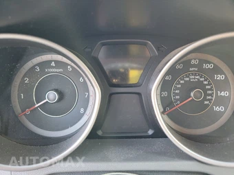2013 Hyundai Elantra Coupe GS – miniatura 12