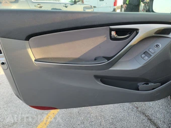 2013 Hyundai Elantra Coupe GS – miniatura 9