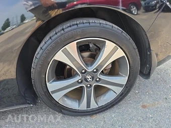 2013 Hyundai Elantra Coupe SE - miniatura 11
