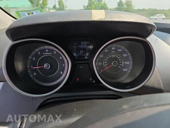 2013 Hyundai Elantra Coupe SE - miniatura 15