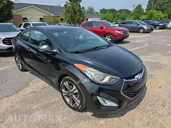 2013 Hyundai Elantra Coupe SE - miniatura 3