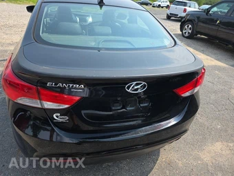 2013 Hyundai Elantra Coupe SE - miniatura 5