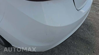 2013 Hyundai Elantra Coupe SE – miniatura 4