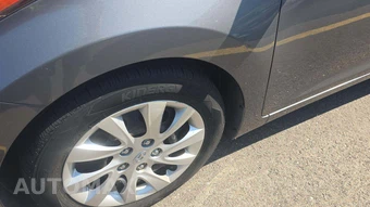 2013 Hyundai Elantra GLS Sedan – miniatura 39