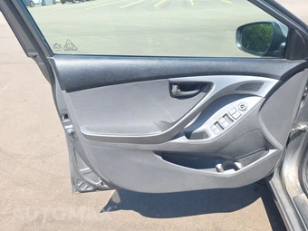 2013 Hyundai Elantra GLS Sedan – miniatura 9