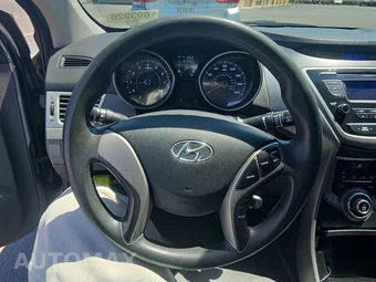 2013 Hyundai Elantra GLS Sedan – miniatura 10