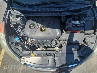 2013 Hyundai Elantra GLS Sedan – miniatura 15