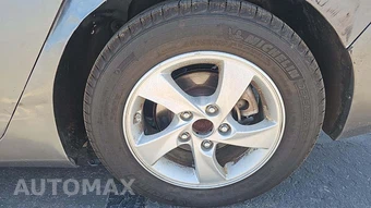 2013 Hyundai Elantra GLS Sedan – miniatura 29