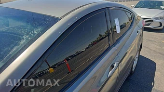 2013 Hyundai Elantra GLS Sedan – miniatura 39