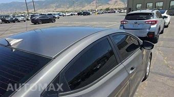 2013 Hyundai Elantra GLS Sedan – miniatura 44