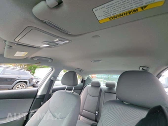 2013 Hyundai Elantra GLS Sedan – miniatura 11