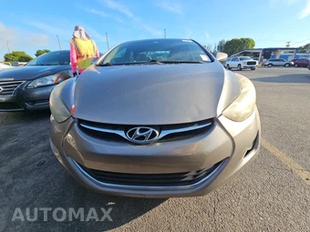 2013 Hyundai Elantra GLS Sedan - miniatura 2
