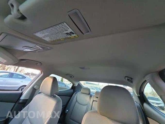 2013 Hyundai Elantra GLS Sedan – miniatura 12