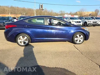 2013 Hyundai Elantra GLS Sedan – miniatura 5
