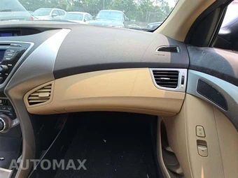 2013 Hyundai Elantra GLS Sedan - miniatura 19