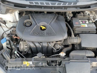 2013 Hyundai Elantra GLS Sedan – miniatura 15