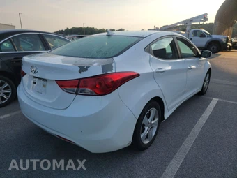 2013 Hyundai Elantra GLS Sedan – miniatura 4