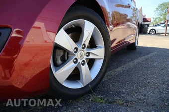 2013 Hyundai Elantra GLS Sedan - miniatura 34