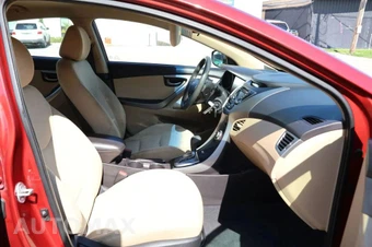 2013 Hyundai Elantra GLS Sedan - miniatura 8