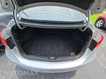 2013 Hyundai Elantra GLS Sedan – miniatura 14