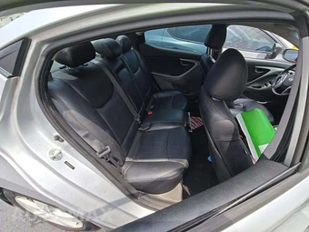 2013 Hyundai Elantra GLS Sedan – miniatura 16