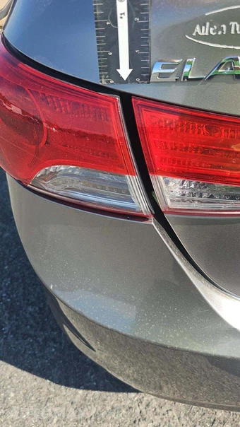 2013 Hyundai Elantra GLS Sedan – miniatura 19
