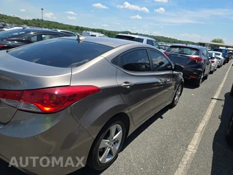 2013 Hyundai Elantra GLS Sedan – miniatura 4