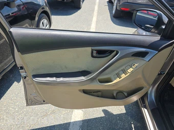 2013 Hyundai Elantra GLS Sedan – miniatura 9