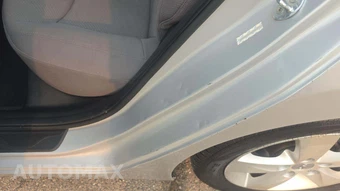 2013 Hyundai Elantra GLS Sedan – miniatura 32