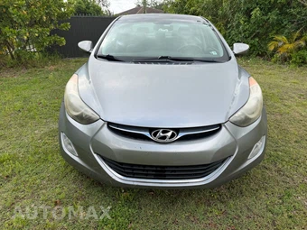 2013 Hyundai Elantra GLS Sedan - miniatura 2