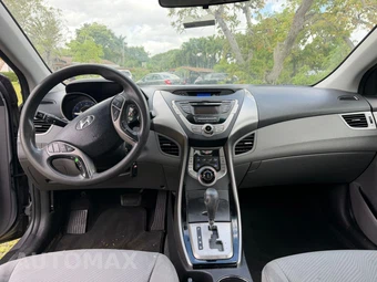 2013 Hyundai Elantra GLS Sedan - miniatura 7