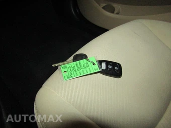 2013 Hyundai Elantra GLS Sedan - miniatura 18