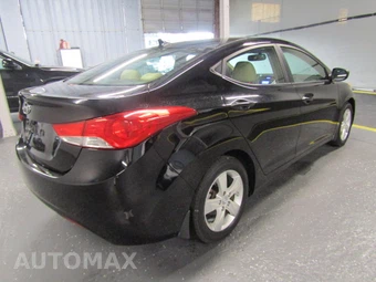 2013 Hyundai Elantra GLS Sedan - miniatura 6