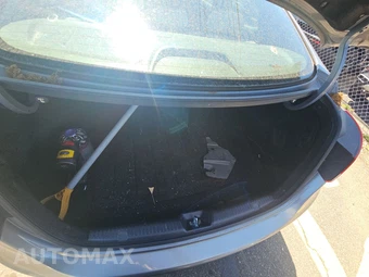 2013 Hyundai Elantra GLS Sedan – miniatura 16