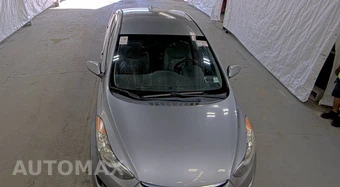 2013 Hyundai Elantra GLS Sedan – miniatura 2