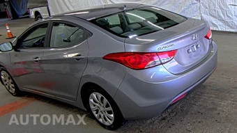 2013 Hyundai Elantra GLS Sedan – miniatura 6