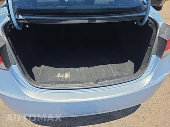 2013 Hyundai Elantra GLS Sedan - miniatura 11