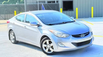 2013 Hyundai Elantra GLS Sedan - miniatura 2