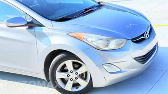 2013 Hyundai Elantra GLS Sedan - miniatura 3