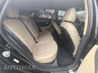 2013 Hyundai Elantra GT Hatchback – miniatura 16